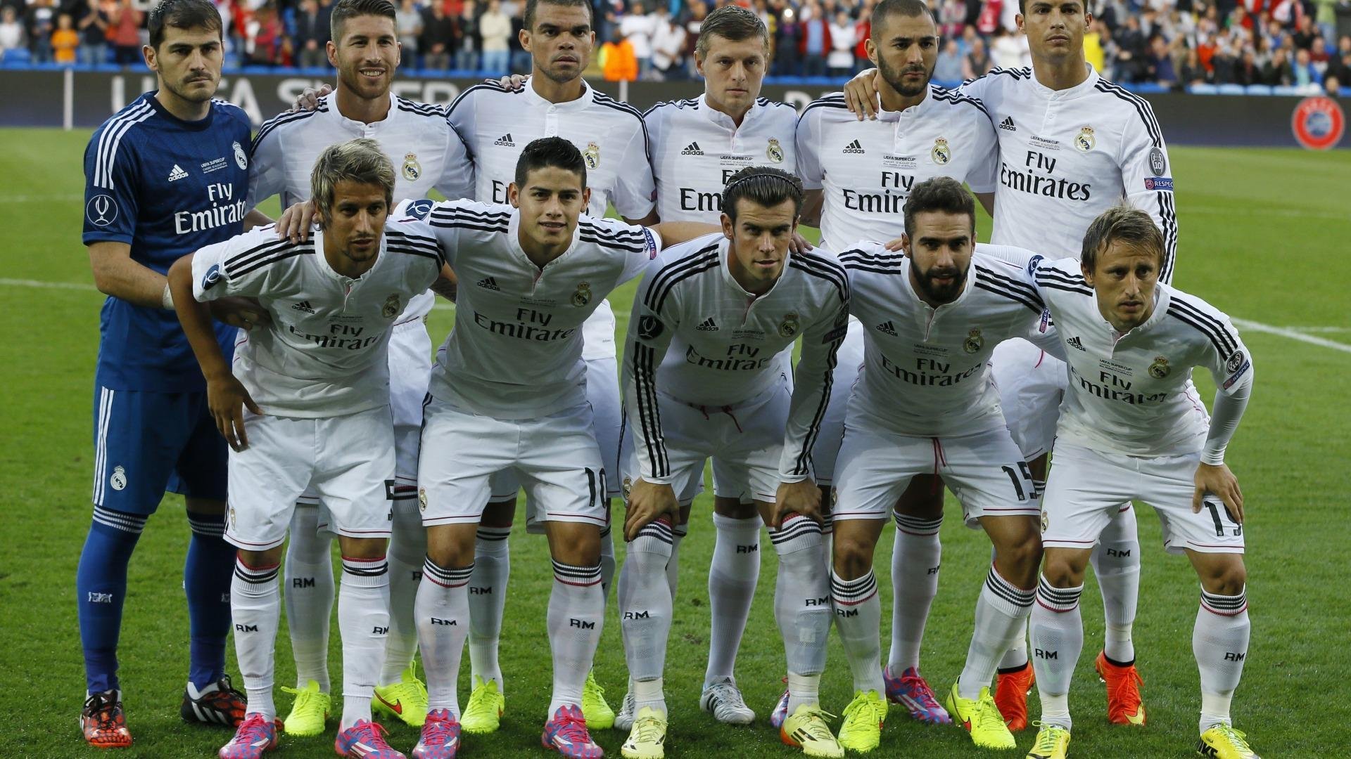 勒沃库森门将状态出色屡次救险,勒沃库森吧